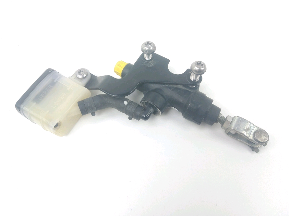 Maitre cylindre frein ar complet