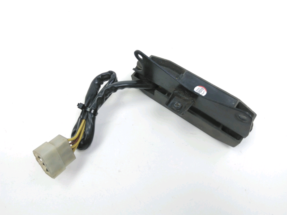 REGULATEUR DE TENSION