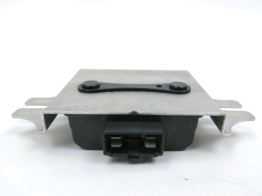 REGULATEUR DE TENSION