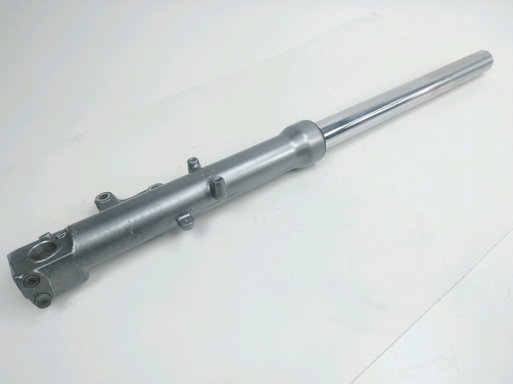 Tube de fourche gauche