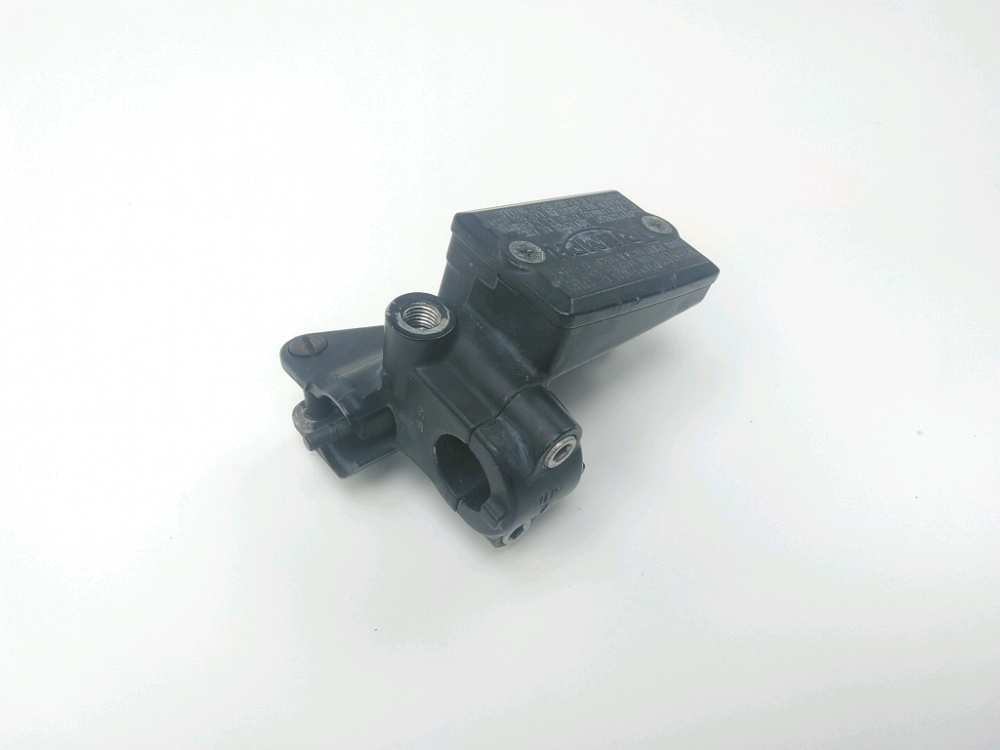 Maitre cylindre frein av complet