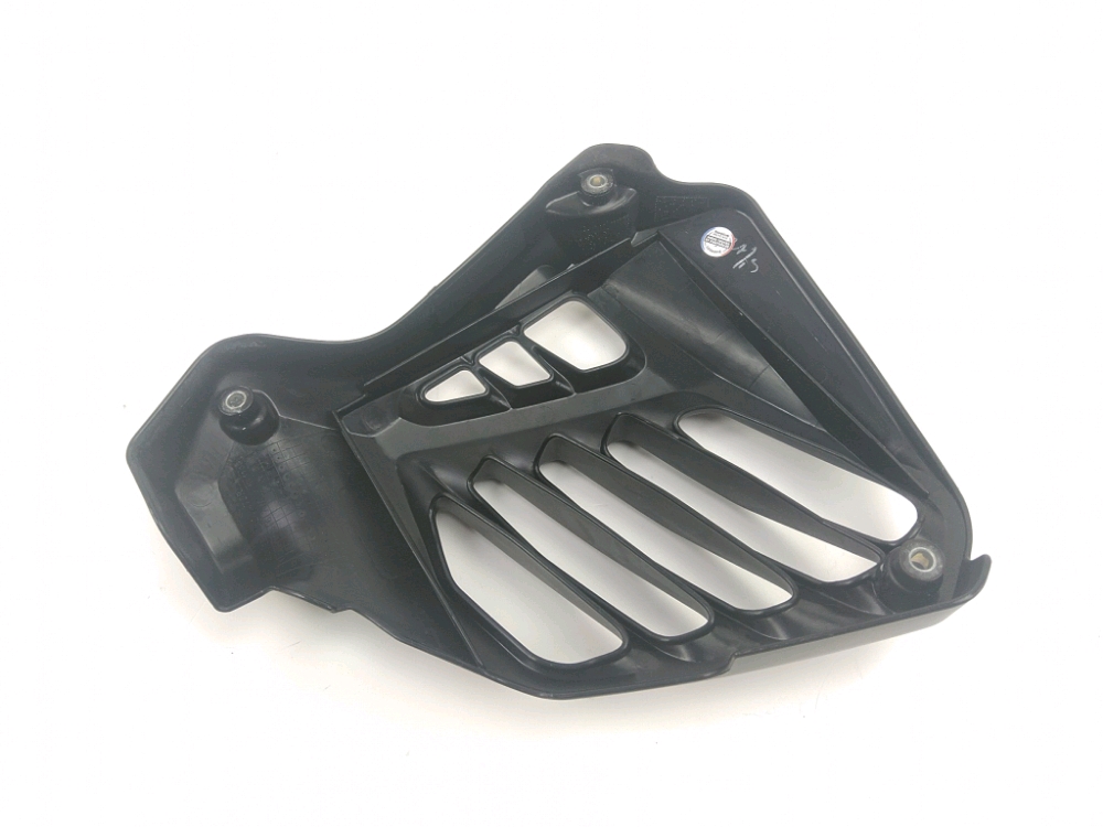GRILLE DE RADIATEUR