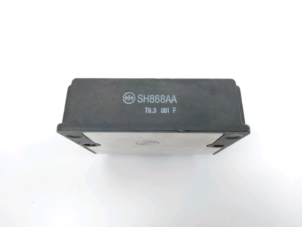 REGULATEUR DE TENSION