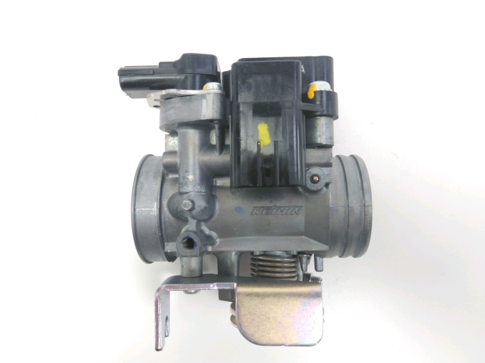 Corps d'injection droit