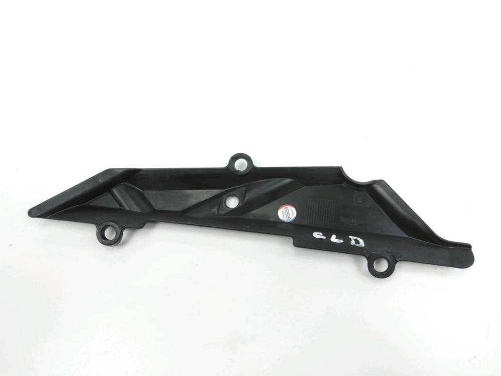 CACHE LATERAL DROIT
