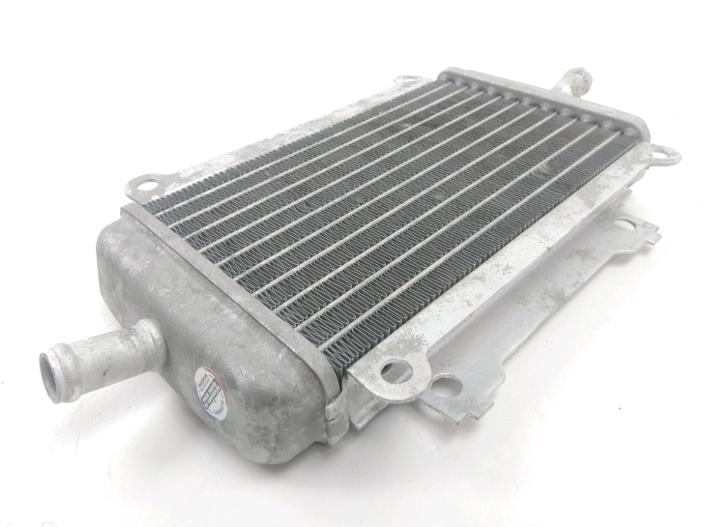 Radiateur eau droit