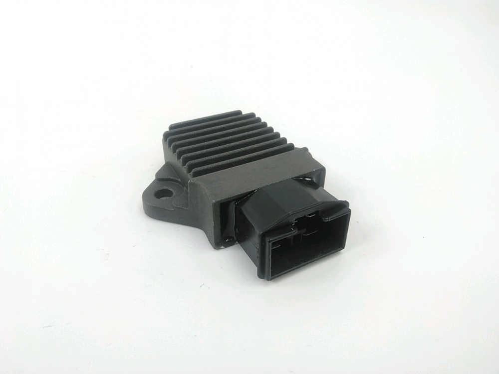 REGULATEUR DE TENSION
