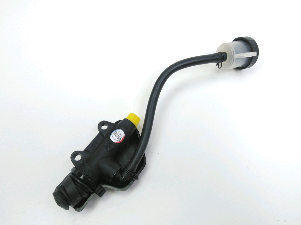 Maitre cylindre frein ar complet