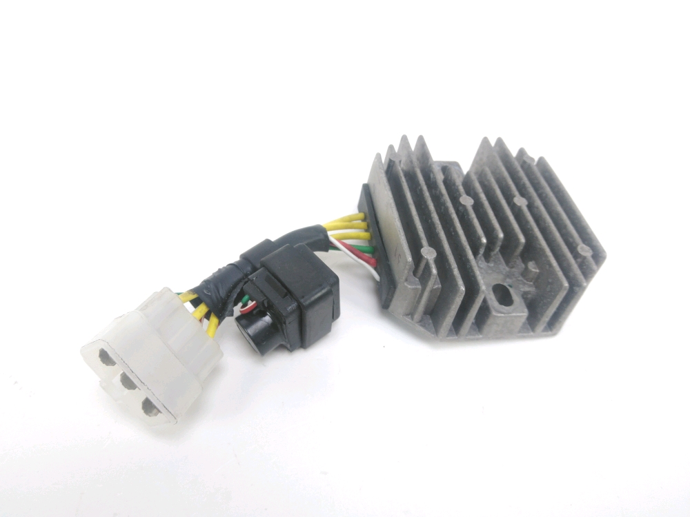 REGULATEUR DE TENSION