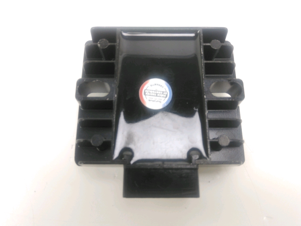 REGULATEUR DE TENSION