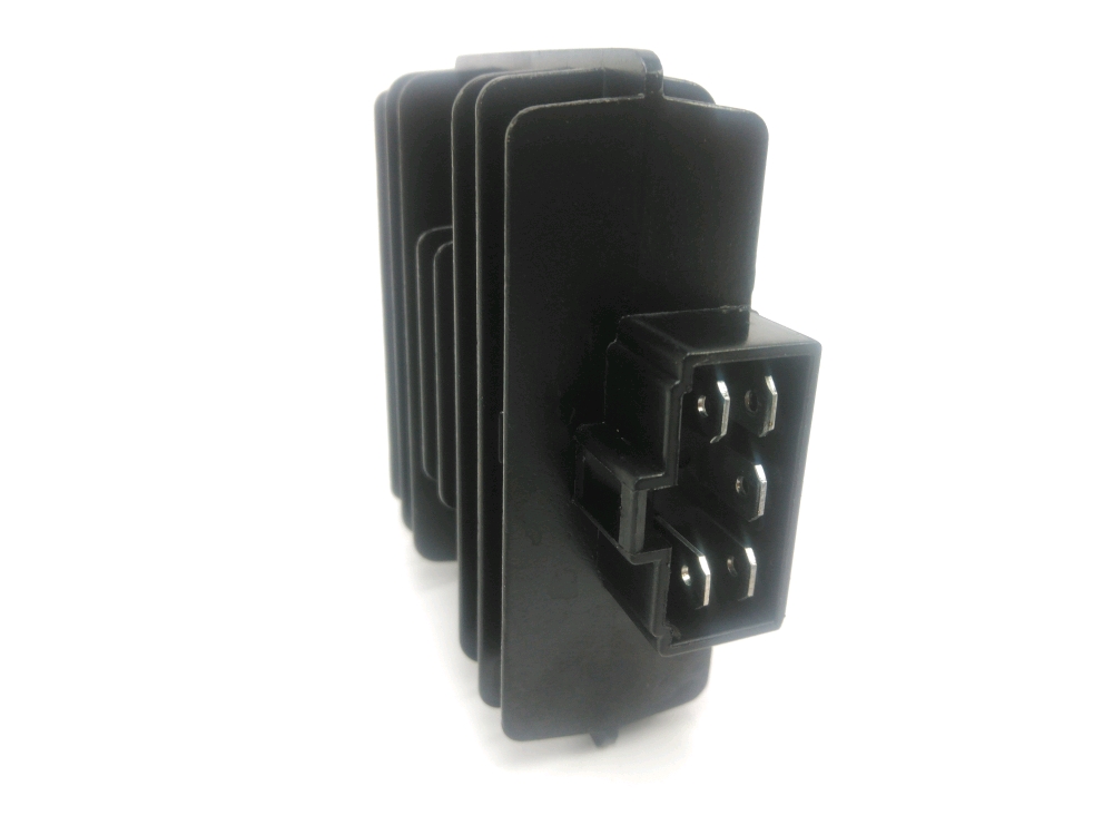 REGULATEUR DE TENSION
