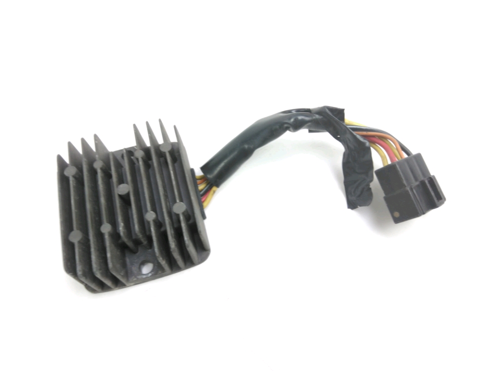 Regulateur de tension