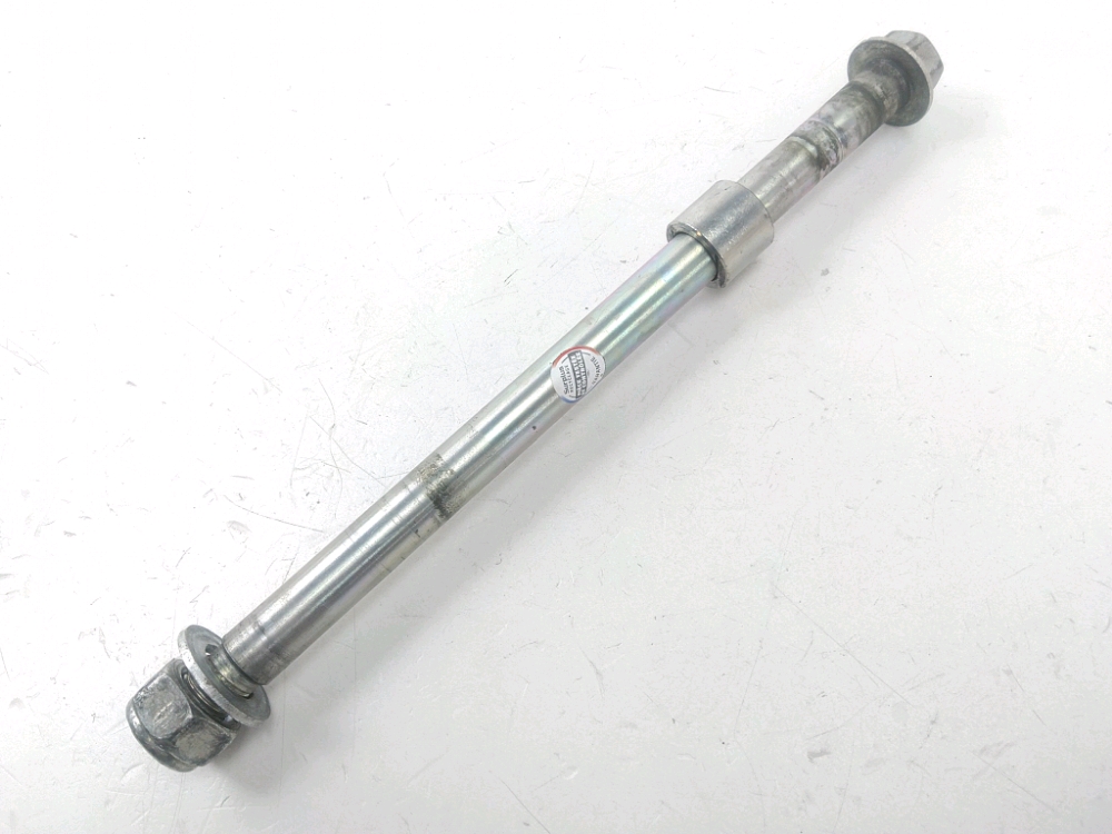 AXE DE ROUE ARRIERE