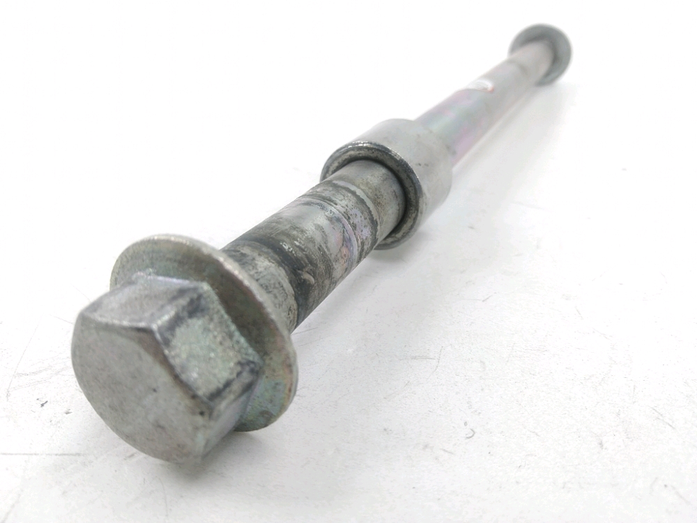 AXE DE ROUE ARRIERE