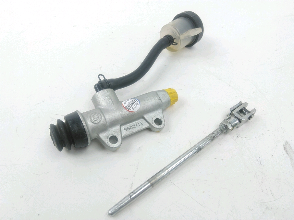 Maitre cylindre frein ar complet