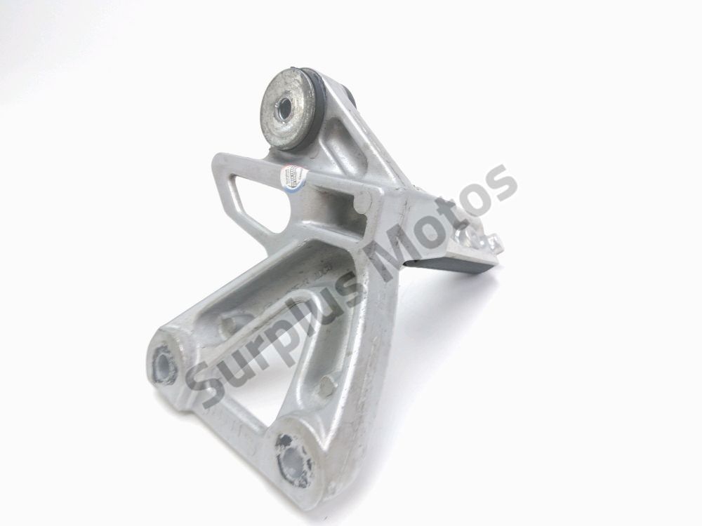 PLATINE ARRIERE DROITE COMPLETE