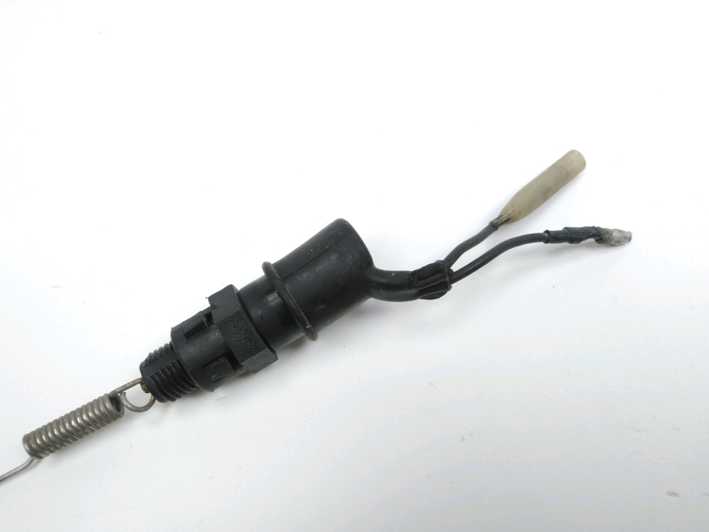 CONTACTEUR DE STOP AR