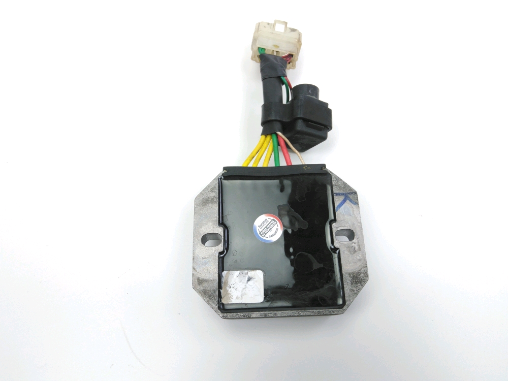 REGULATEUR DE TENSION