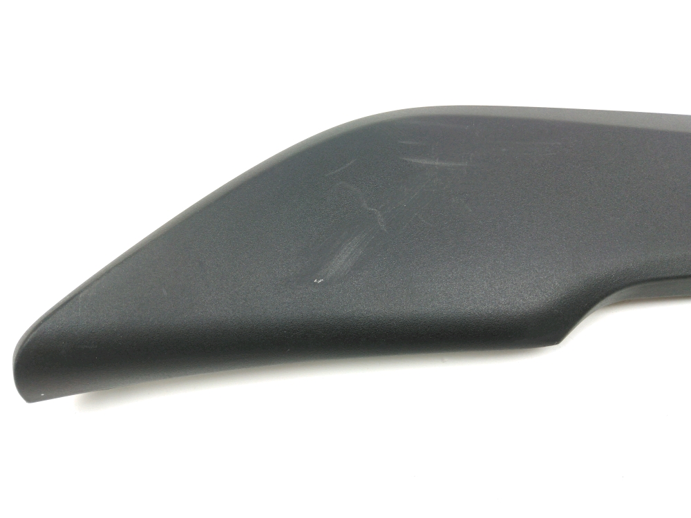 CACHE LATERAL GAUCHE