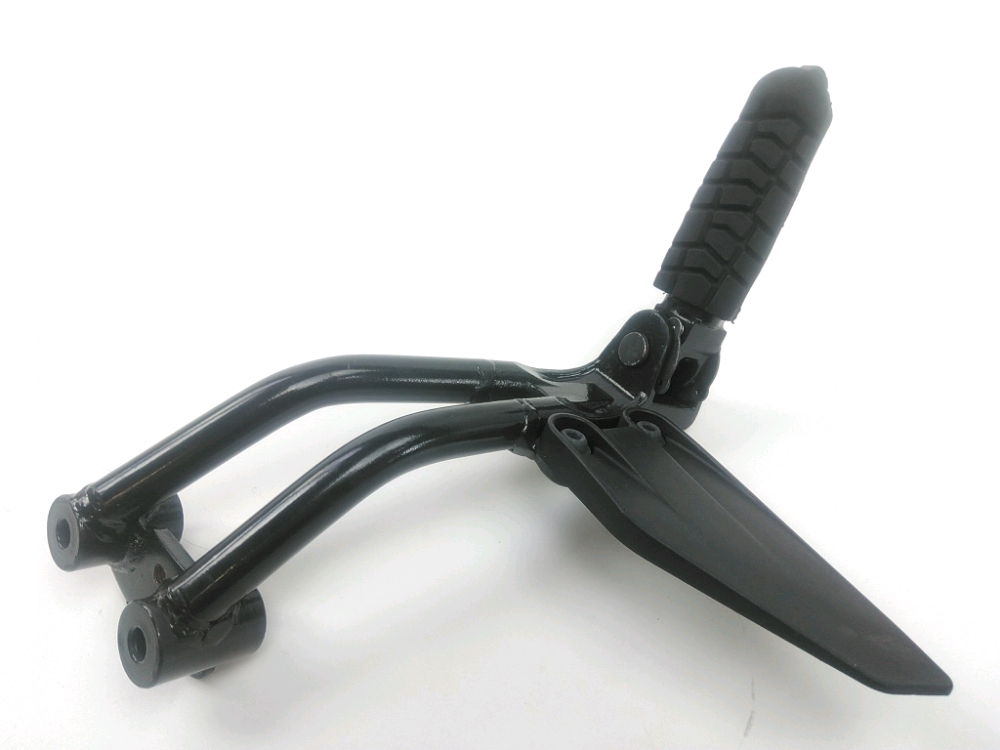 Platine et repose pieds arriere droit