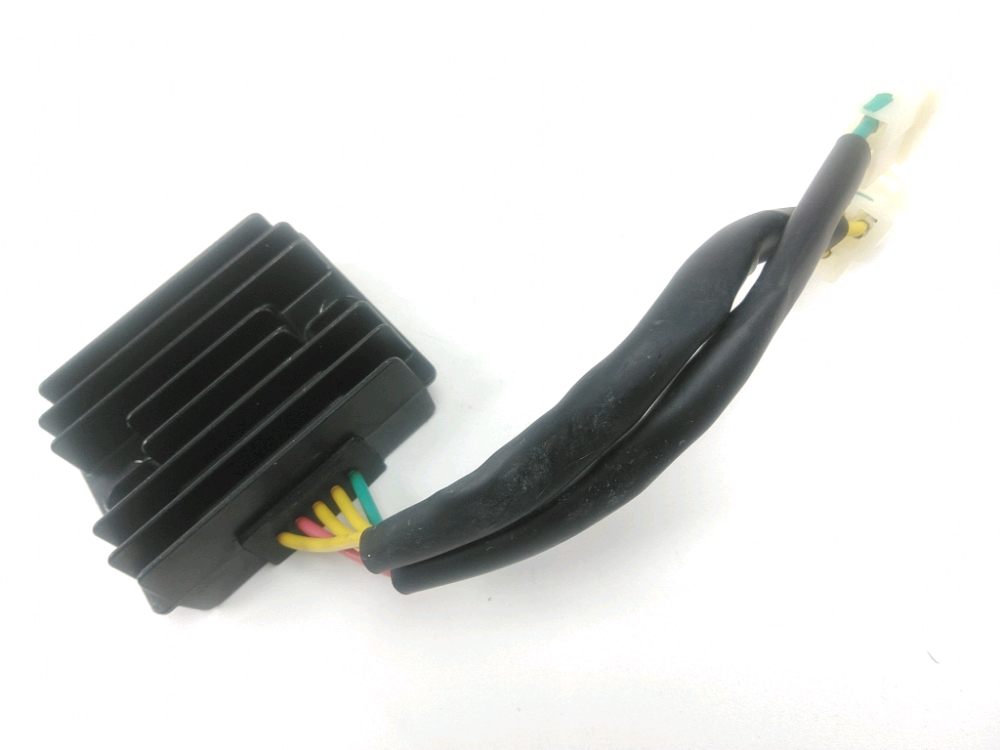 REGULATEUR DE TENSION