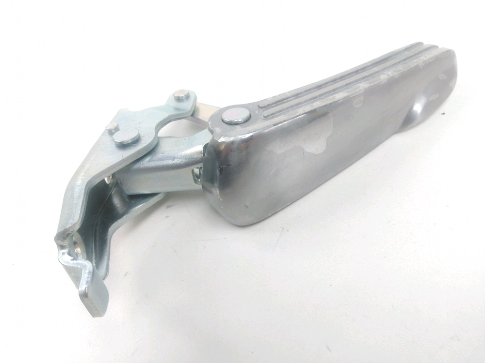 Repose pieds arriere gauche