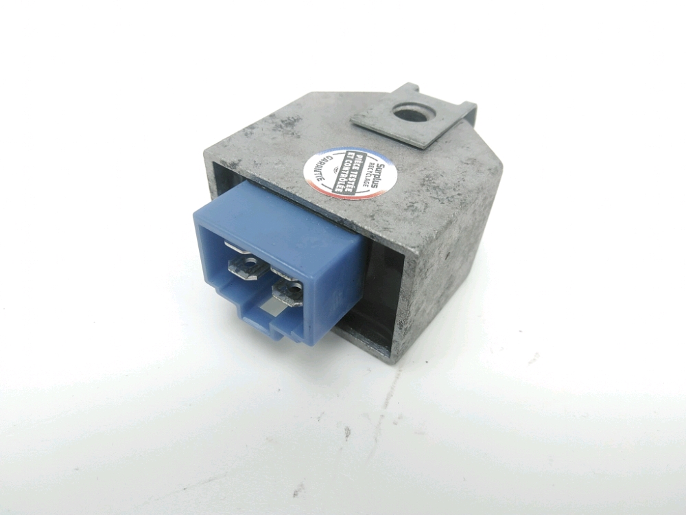 REGULATEUR DE TENSION