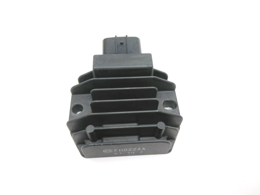 REGULATEUR DE TENSION