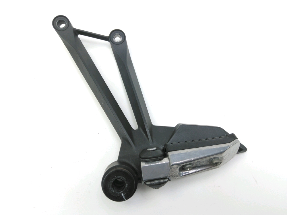 Platine et repose pieds arriere gauche