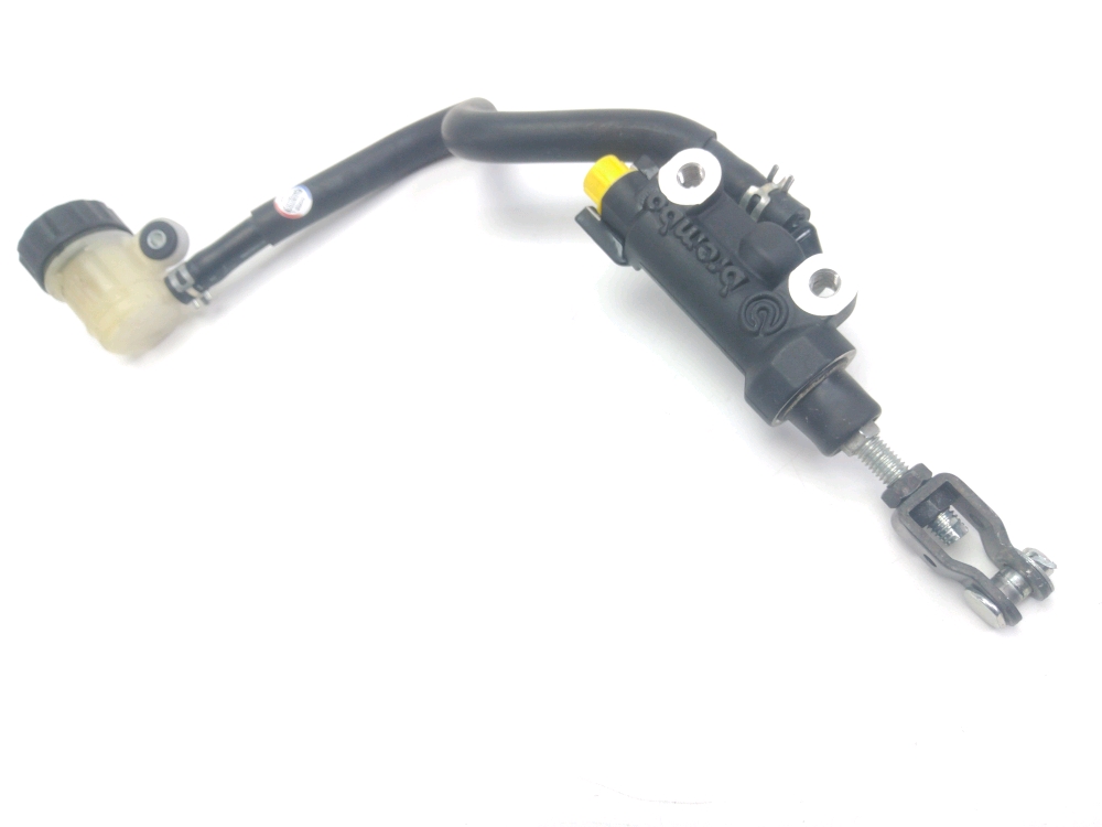 Maitre cylindre frein ar complet