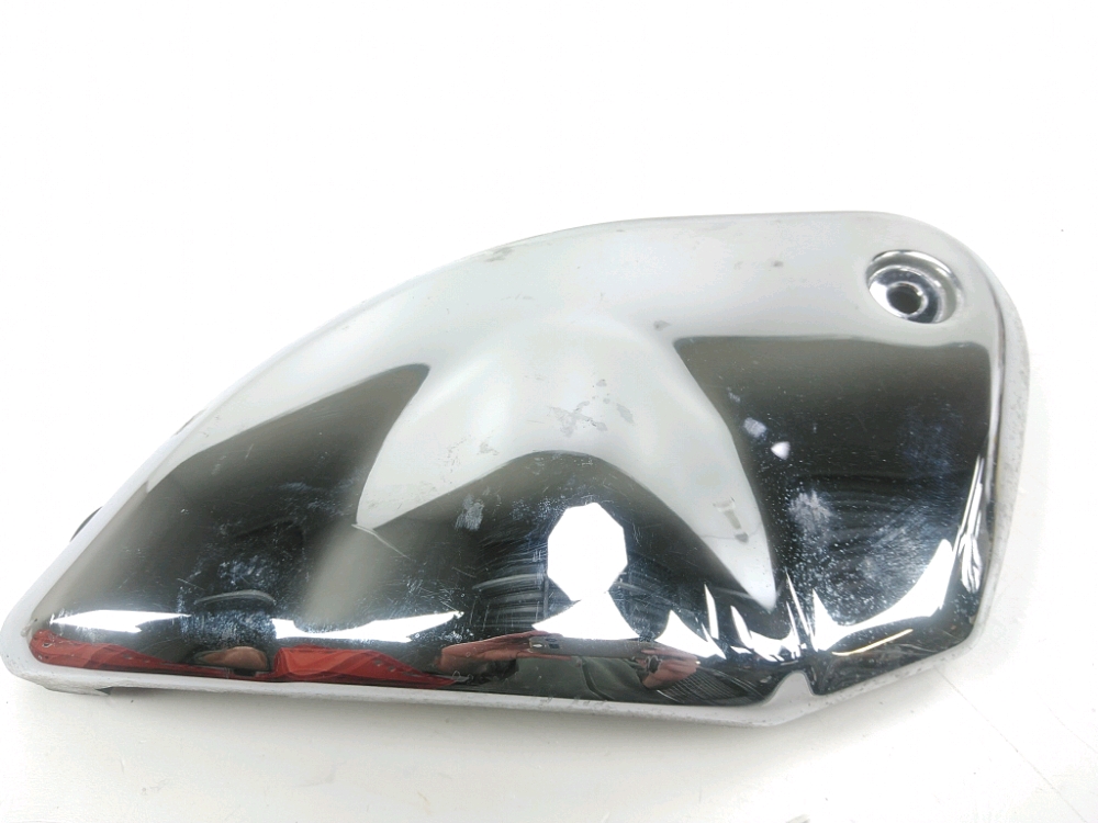 CACHE LATERAL GAUCHE