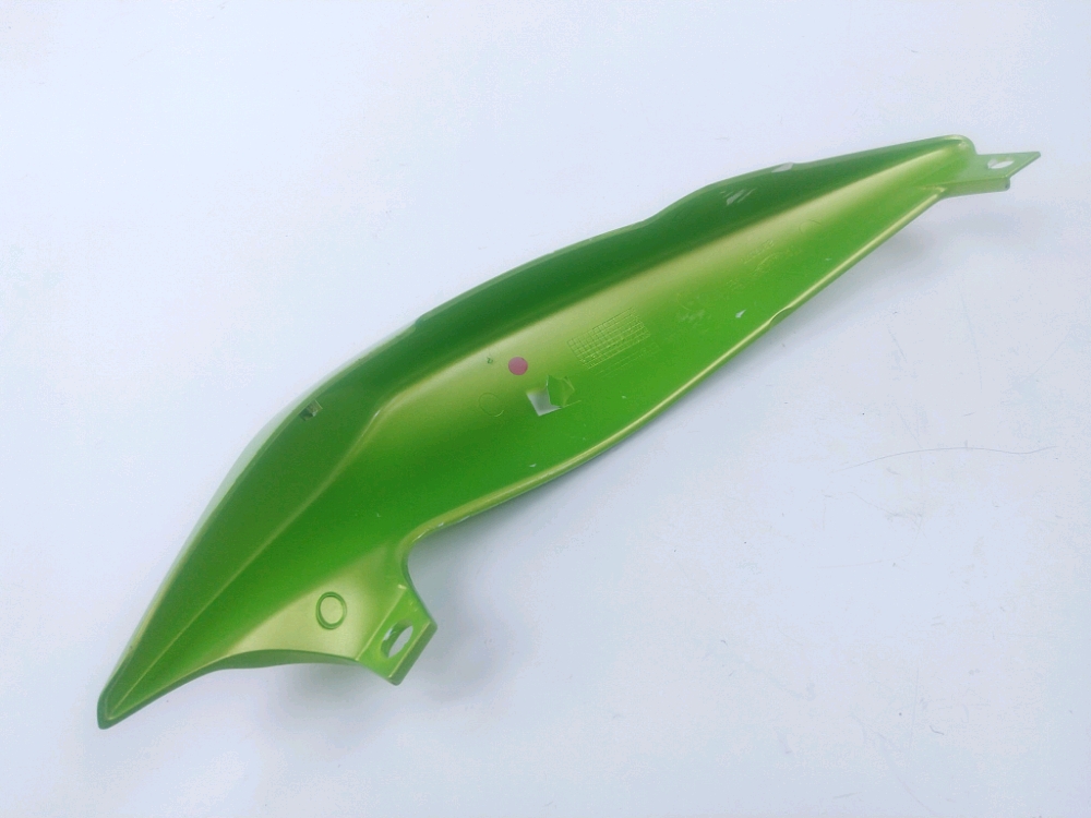 CARENAGE ARRIERE GAUCHE