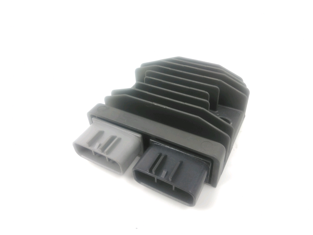 REGULATEUR DE TENSION