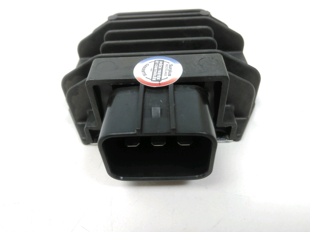 REGULATEUR DE TENSION