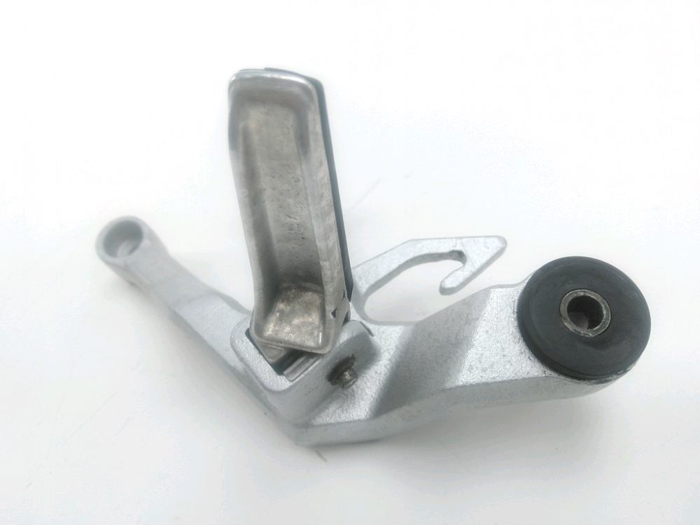 Platine et repose pieds arriere gauche