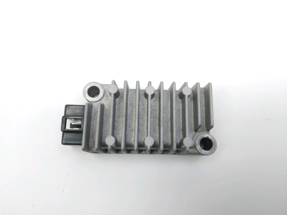 REGULATEUR DE TENSION