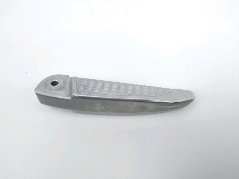 Repose pieds arriere gauche