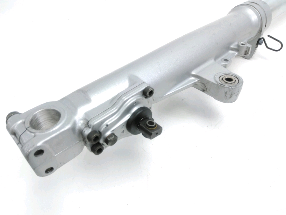 TUBE DE FOURCHE GAUCHE