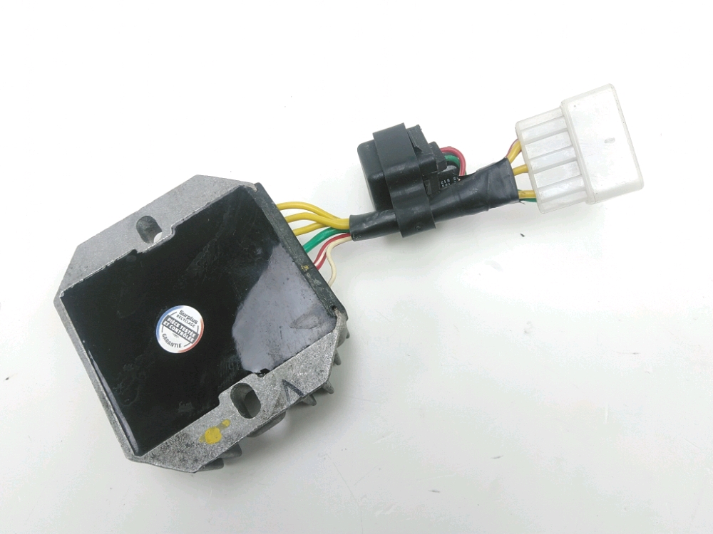 REGULATEUR DE TENSION