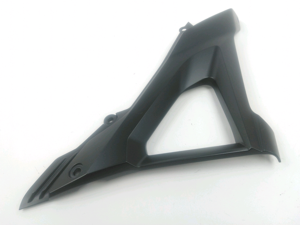 CACHE LATERAL GAUCHE