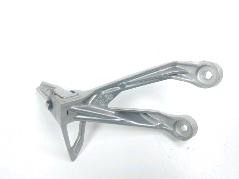 PLATINE ARRIERE DROITE COMPLETE