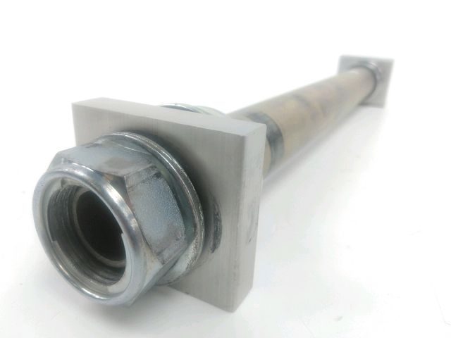 AXE DE ROUE ARRIERE