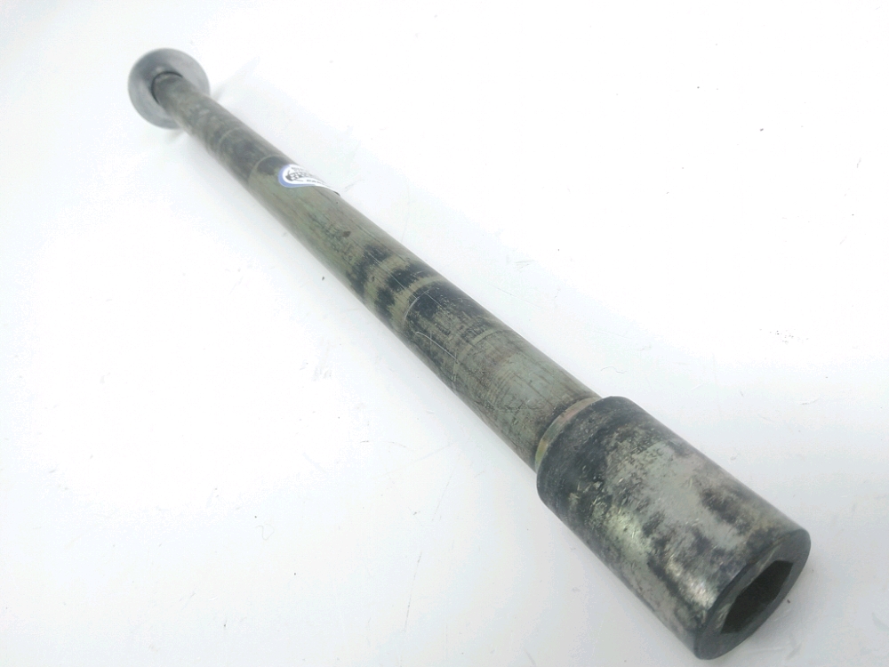 AXE DE ROUE ARRIERE