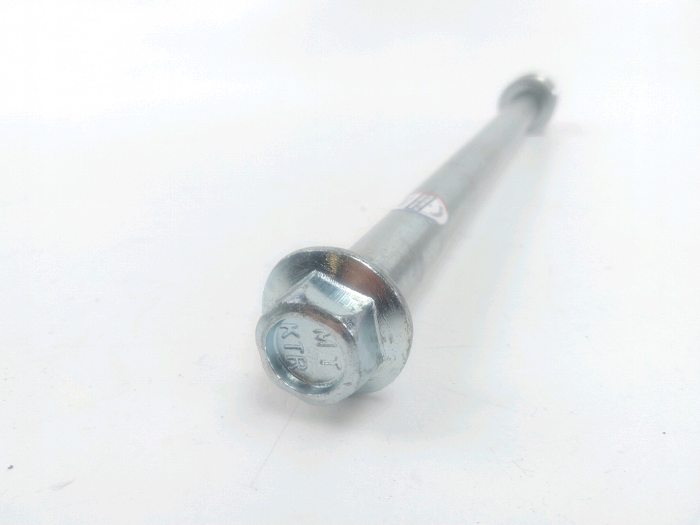 AXE DE ROUE ARRIERE