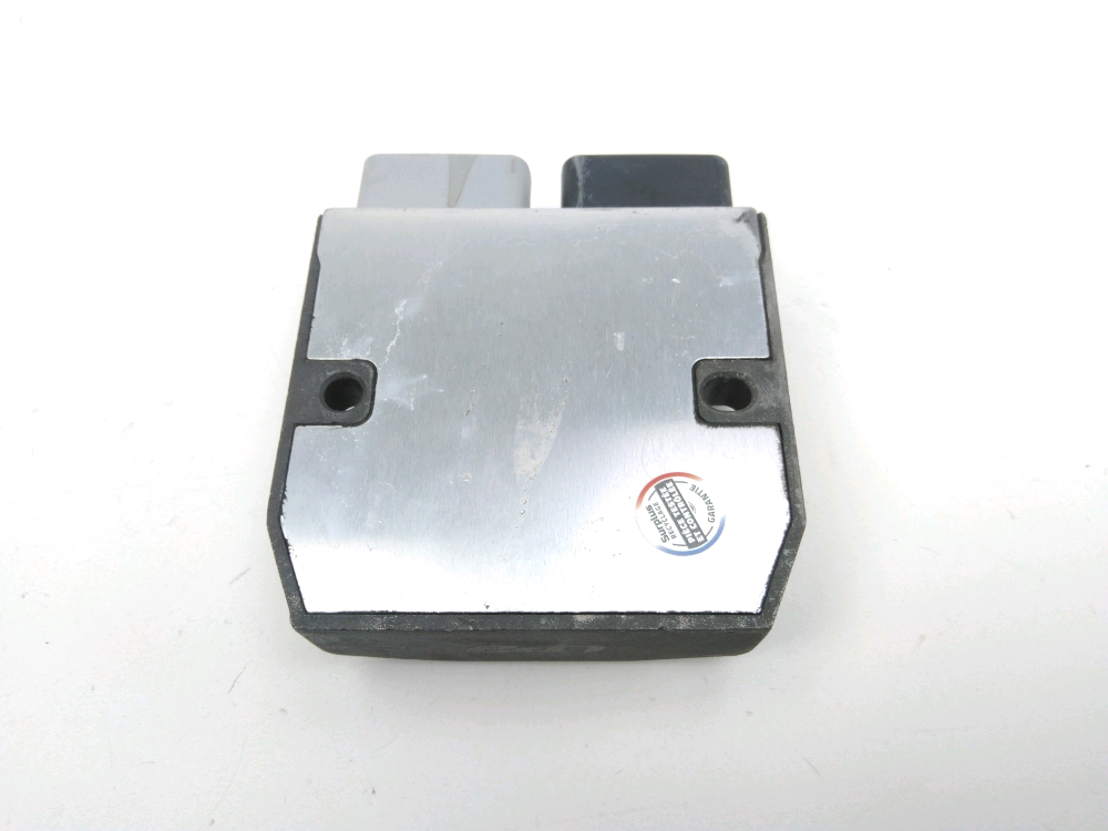 REGULATEUR DE TENSION