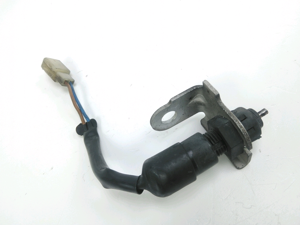 CONTACTEUR DE STOP AR