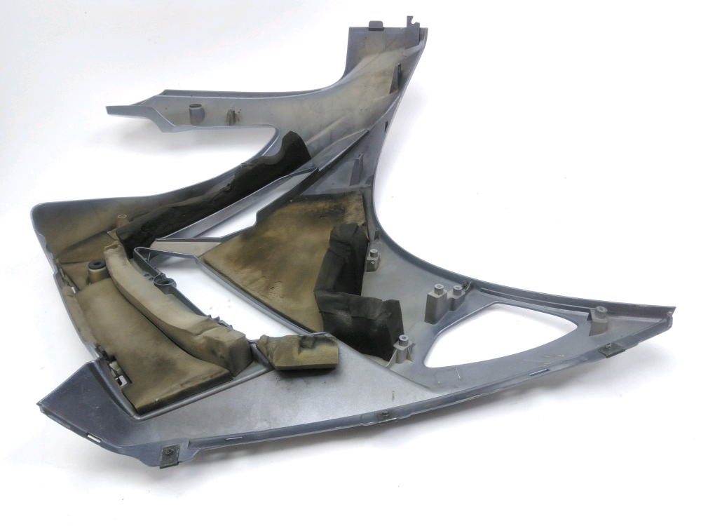 FLANC CARENAGE DROIT