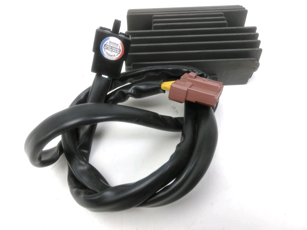 Regulateur de tension
