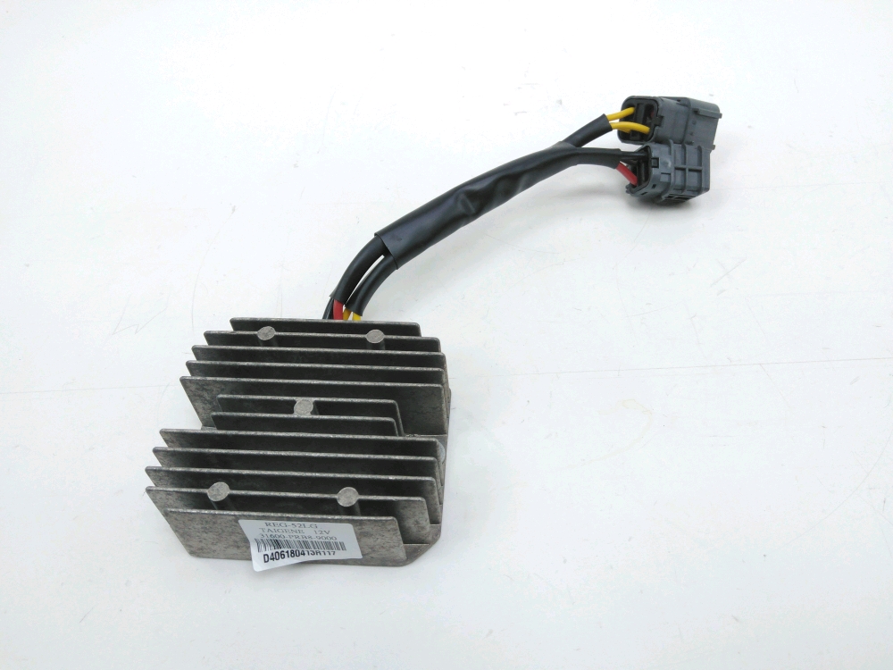 REGULATEUR DE TENSION