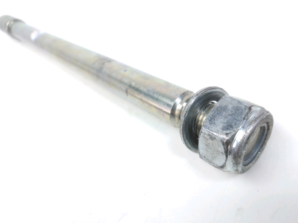 AXE DE ROUE AVANT